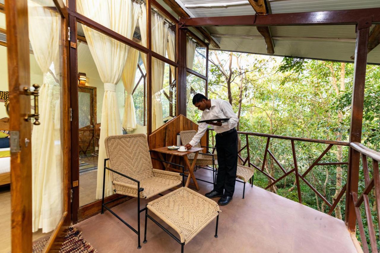 Kanha Jungle Camp エクステリア 写真